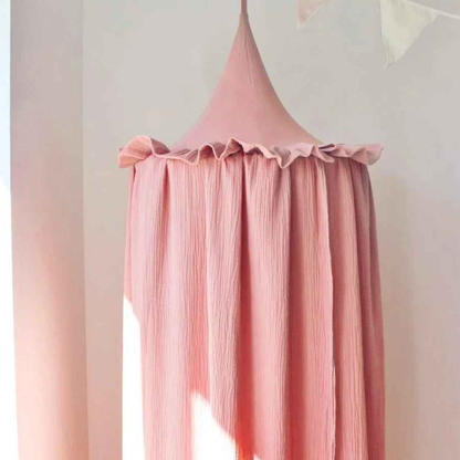 ciel de lit rose pour chambre enfant