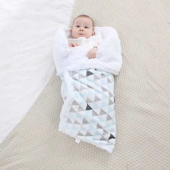 couverture en polaire douce et bébé