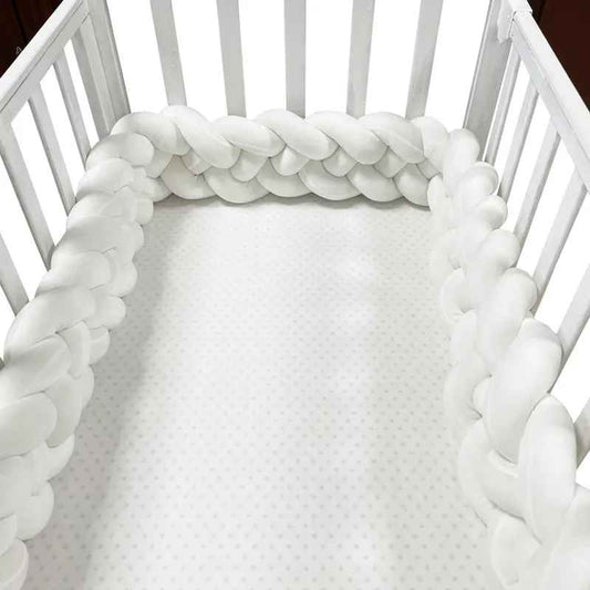 Tresse de lit blanche | Pare - chocs de lit - L'Univers de Babychou