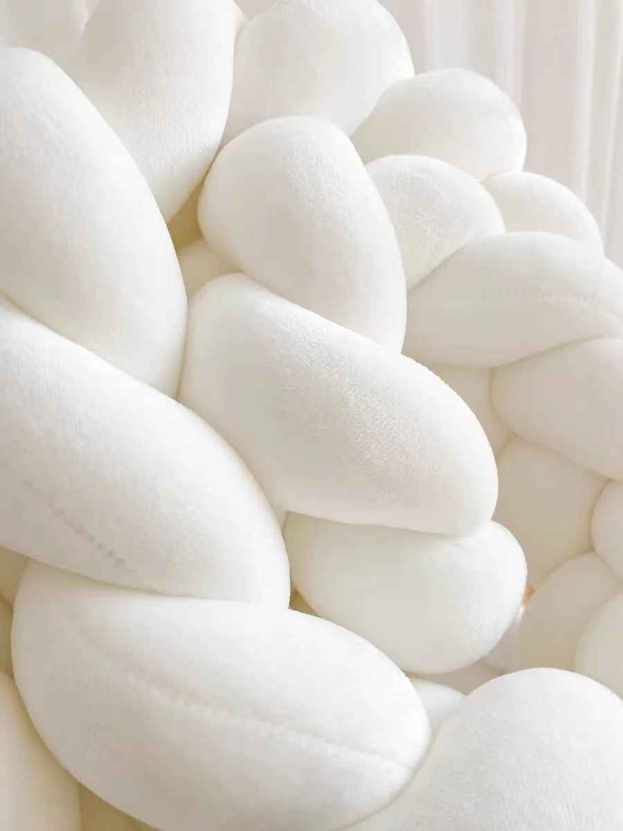 Tresse de lit blanche | Pare - chocs de lit - L'Univers de Babychou
